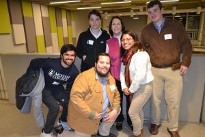 group shot of alumni at alumni event