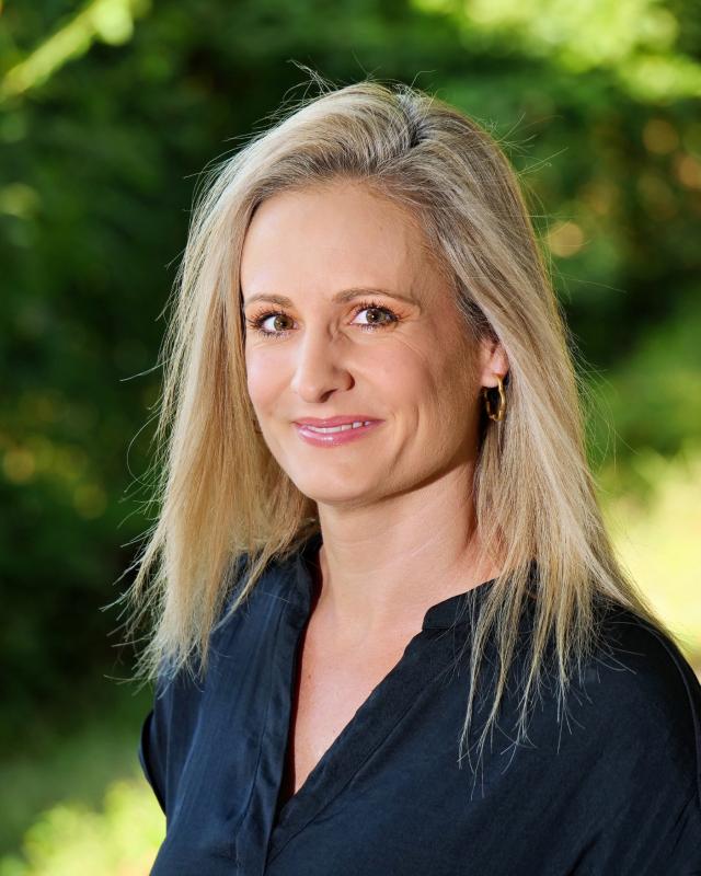 Faculty Staff Headshot