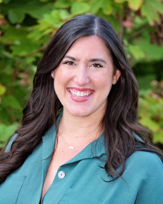 Faculty Staff Headshot