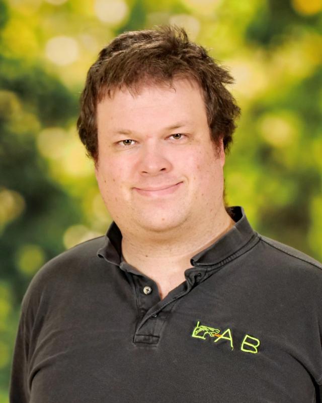 Faculty Staff Headshot