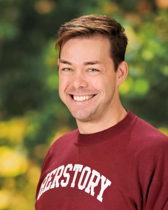 Faculty Staff Headshot