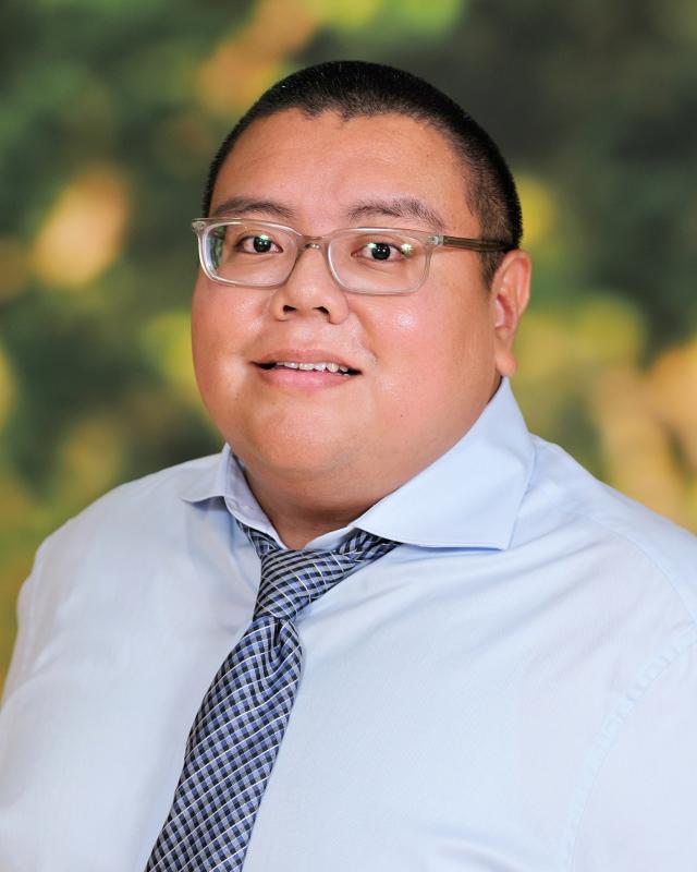 Faculty Staff Headshot