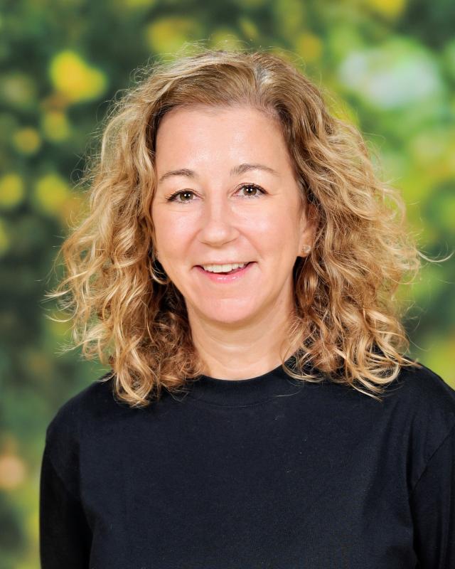 Faculty Staff Headshot