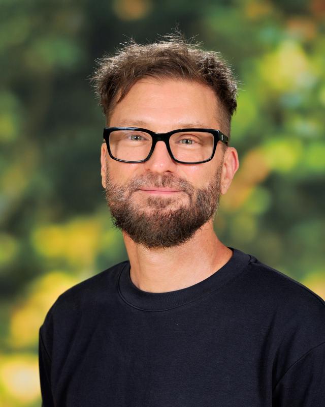 Faculty Staff Headshot