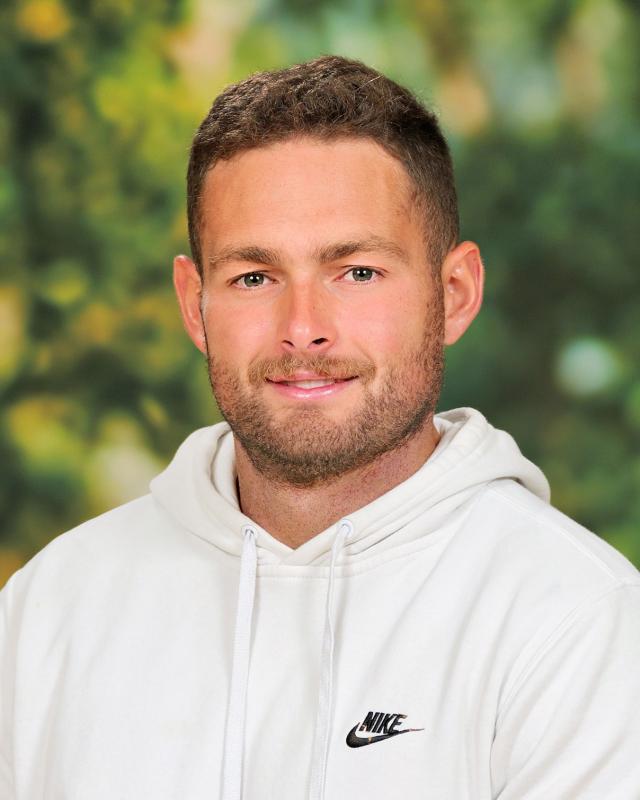 Faculty Staff Headshot