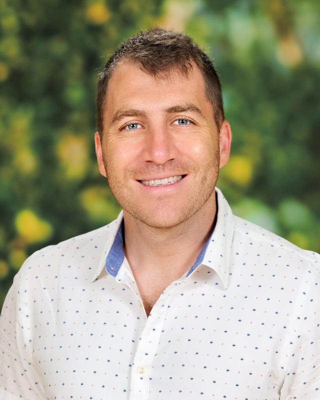 Faculty Staff Headshot