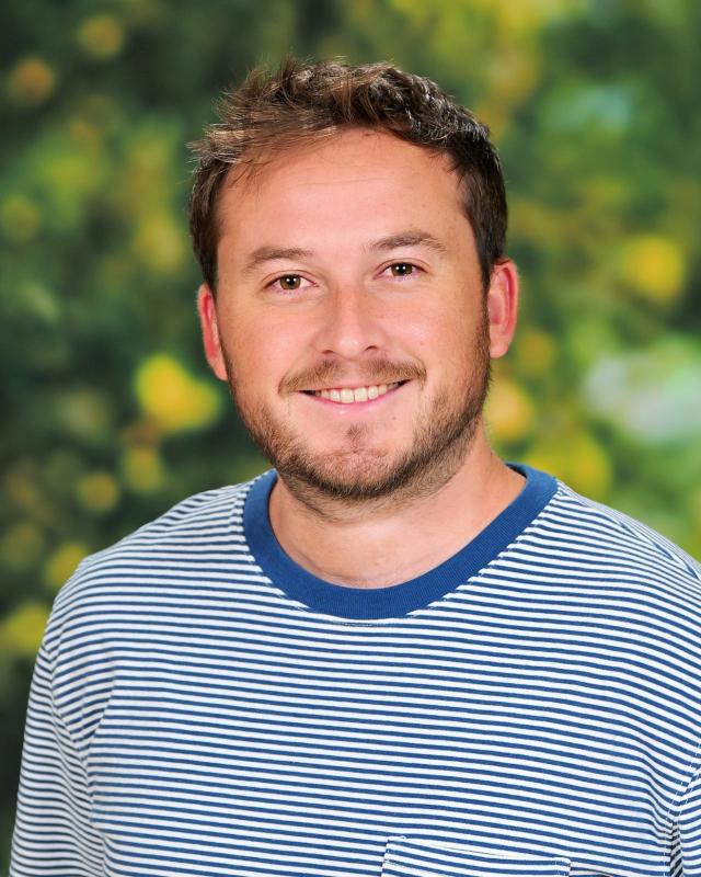 Faculty Staff Headshot