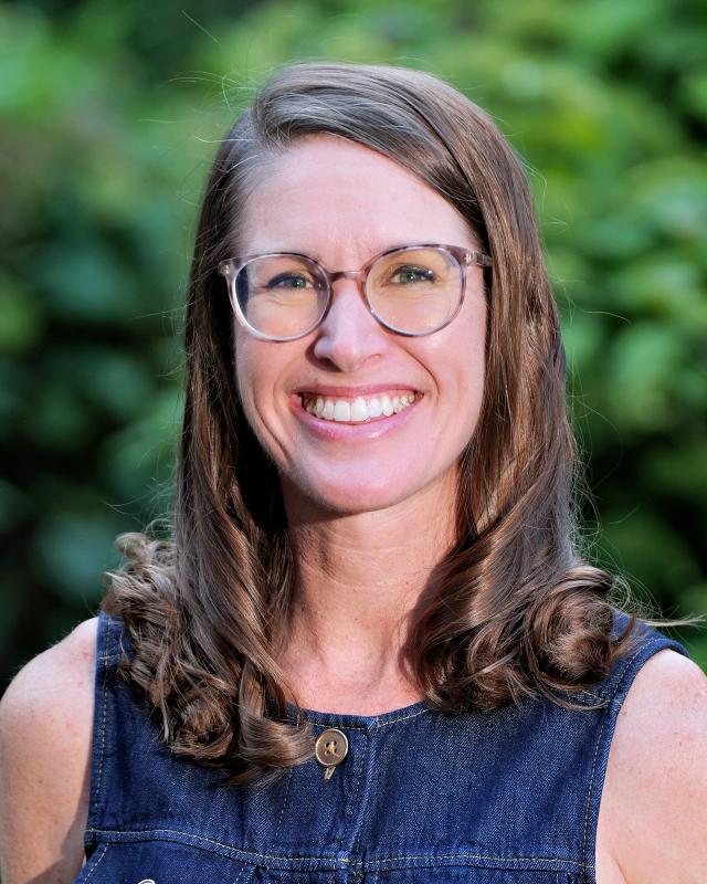 Faculty Staff Headshot