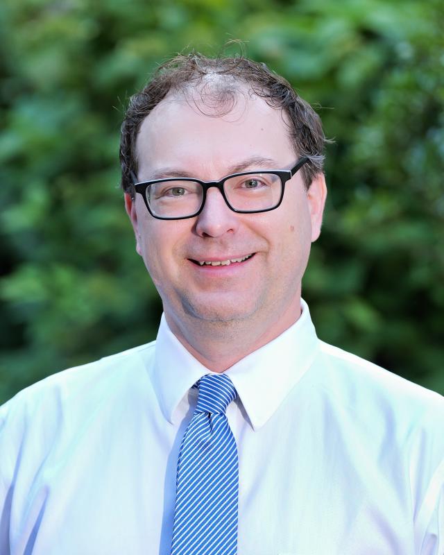 Faculty Staff Headshot