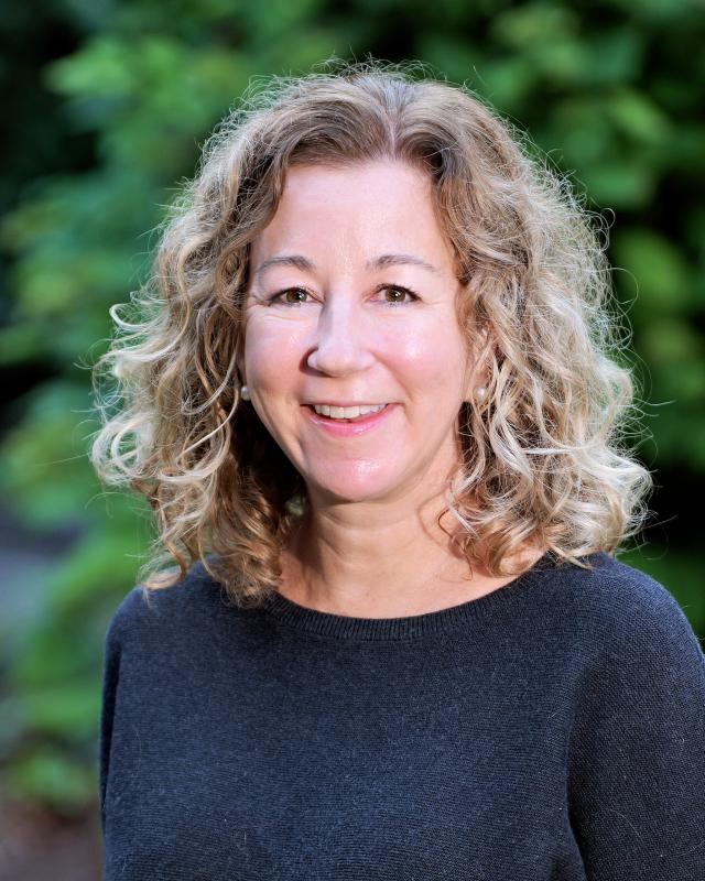 Faculty Staff Headshot