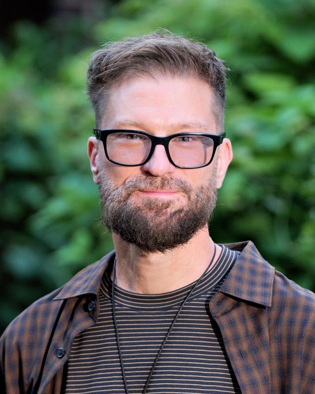 Faculty Staff Headshot