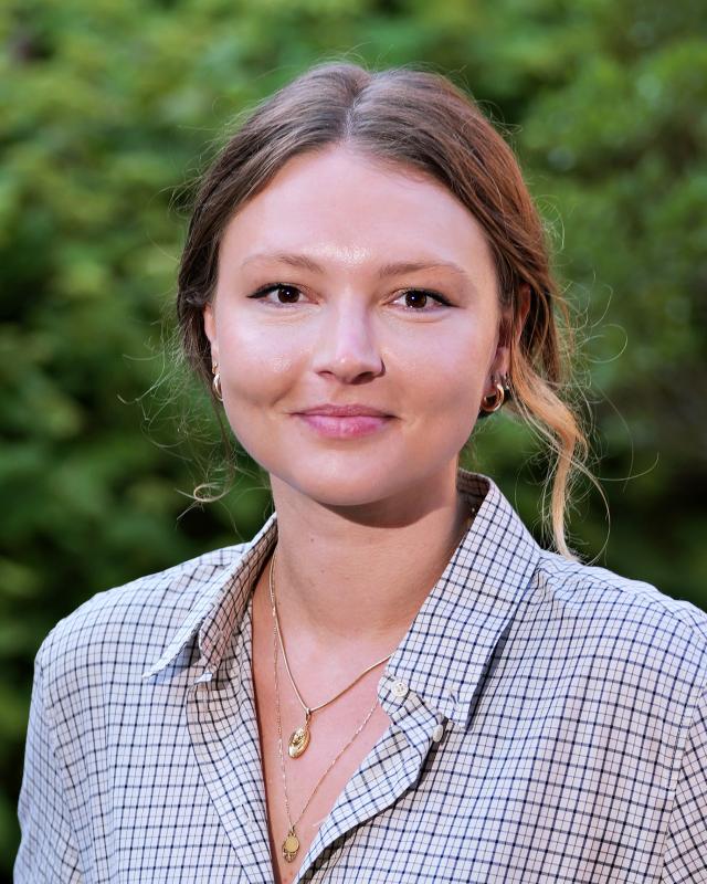 Faculty Staff Headshot