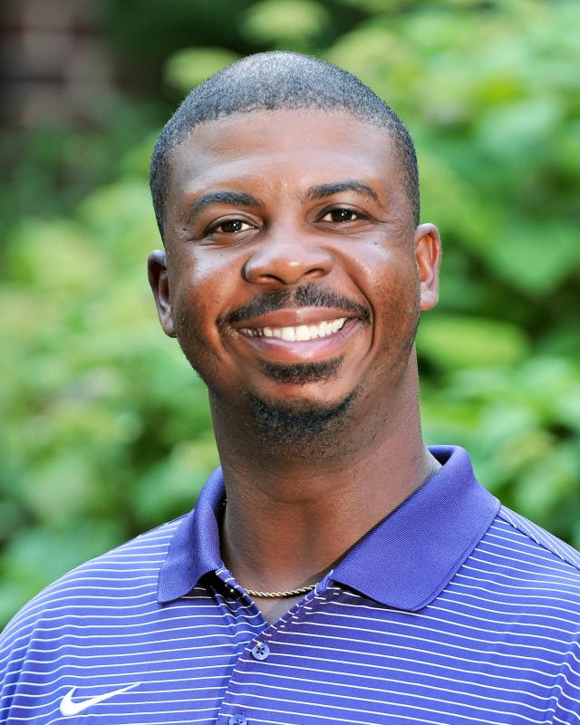Faculty Staff Headshot