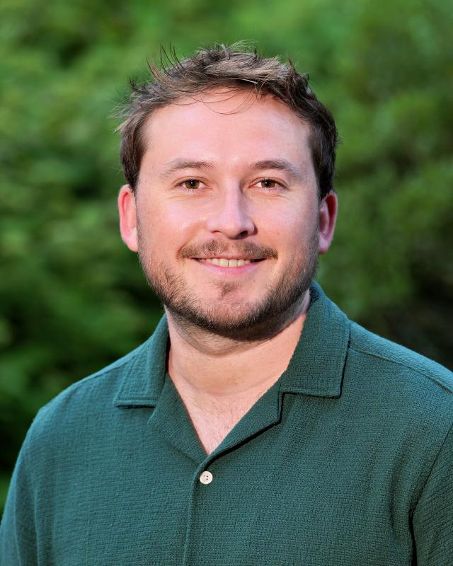 Faculty Staff Headshot