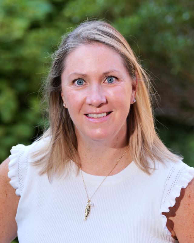 Faculty Staff Headshot