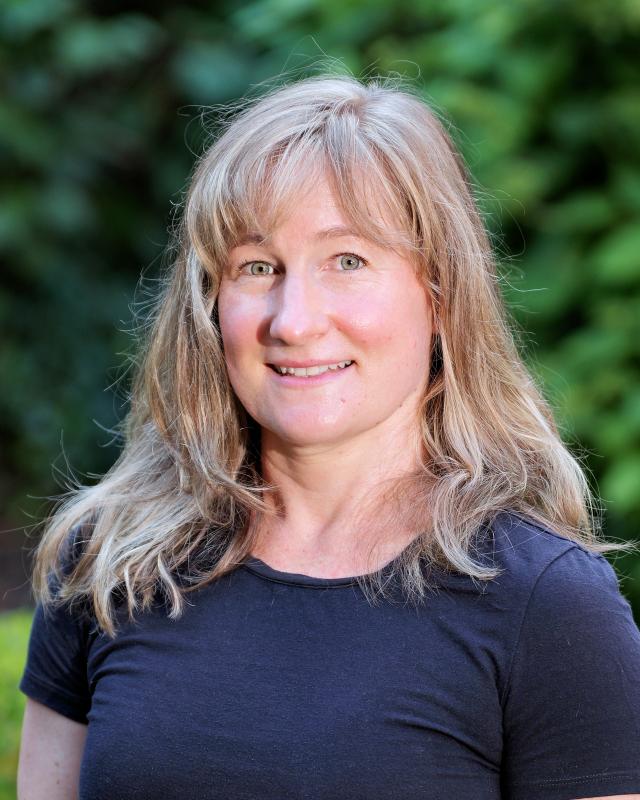  Faculty Staff Headshot