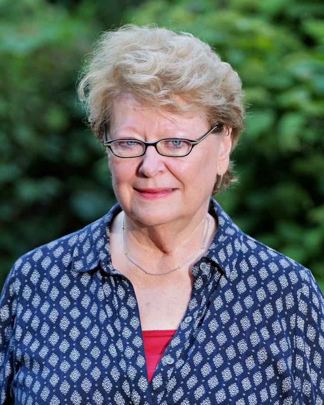 Faculty Staff Headshot