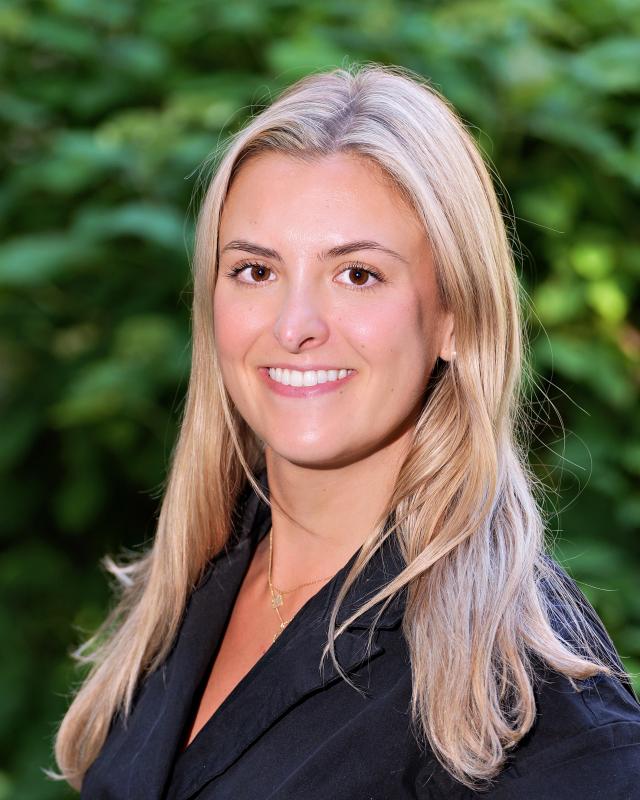 Faculty Staff Headshot
